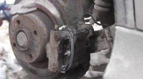 Замена задних тормозных колодок на Citroen C5