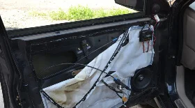 Снятие обшивки и замена ручки двери Chery Fora