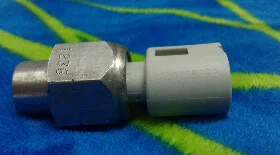 Замена датчика давления ГУРа Рено Логан