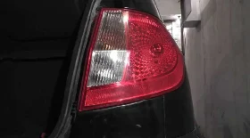Замена ламп в задней фаре Hyundai Getz