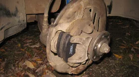 Замена передних тормозных колодок на Таврия