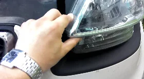 Снятие передней фары Kia Soul