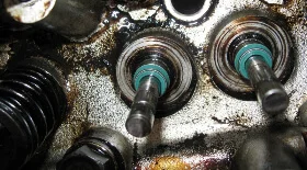 Как заменить сальники клапанов ВАЗ (классика)