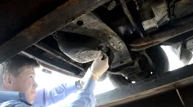 Как снять поддон двигателя на Классике (ВАЗ 2101-2107)