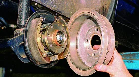 Замена задних тормозных колодок на ВАЗ 21099