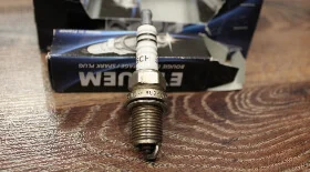 Замена свечей на Рено Сценик 1