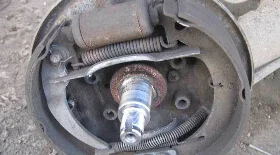 Замена тормозных барабанов ВАЗ 2110