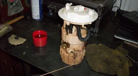 Замена бензонасоса Рено Меган 2