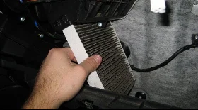 Замена салонного фильтра Киа Соул