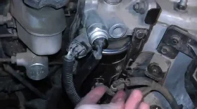 Замена топливного фильтра Туссан (дизель)