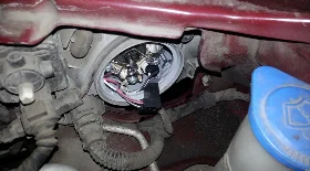 Замена лампочки ближнего света Киа Спектра