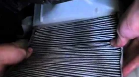 Замена фильтра салона Volvo S40