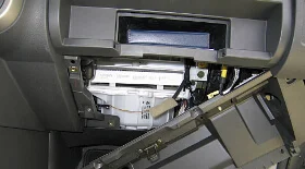 Как поменять салонный фильтр Ниссан Х Трейл