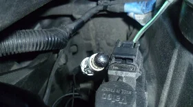 Замена лампочки габарита Рено Лагуна 3