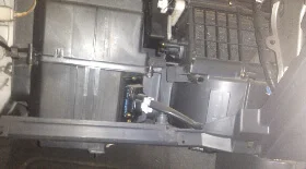 Замена салонного фильтра Мазда Премаси