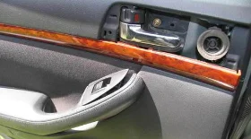 Снятие обшивки двери Авенсис