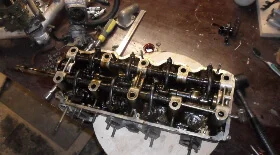 Замена прокладки головки блока цилиндров Москвич 2141