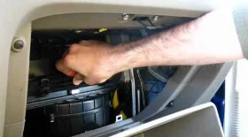 Замена фильтра салона Hyundai Tucson