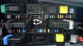Замена предохранителя Опель Астра 