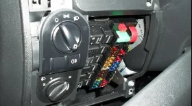 Замена предохранителей Лада Гранта