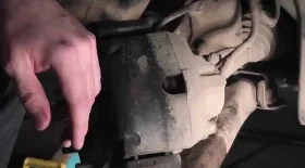 Замена тормозных колодок Мазда Трибьют