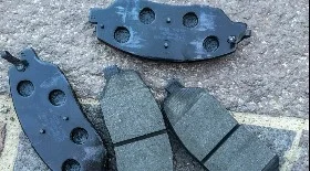 Замена тормозных колодок Хендай Санта Фе