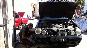 Замена тормозных колодок и дисков Мерседес W210