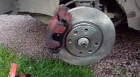 Замена тормозных колодок Ксара