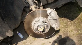 Замена тормозных колодок и дисков Опель Вектра Б