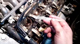Регулировка клапанов Рено Логан (1.6, 8 клапанов)
