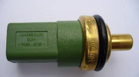 Замена датчика температуры ОЖ Ауди А6 С5	