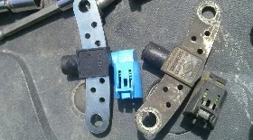 Замена датчика коленвала Меган 2