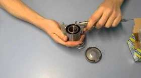 Замена заднего ступичного подшипника Рено Логан