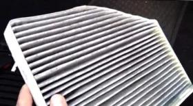 Как поменять салонный фильтр Пассат Б7