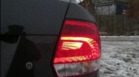 Как снять заднюю фару на Поло