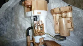 Замена топливного фильтра на Киа Рио 2