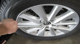 Замена задних колодок Мазда СХ-5