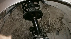 Замена передних стоек амортизаторов и пружин Киа Церато