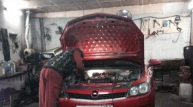 Замена масла, воздушного фильтра и свечей на Opel Astra H GTC