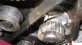 Замена помпы на Таврии