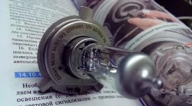 Замена лампы ближнего света на Ларгус