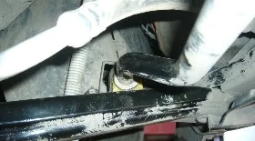 Замена втулки переднего стабилизатора Дастер