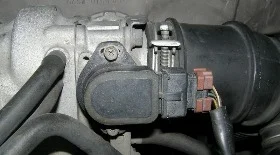 Регулировка датчика дроссельной заслонки Мазда Демио