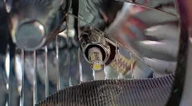 Замена лампы габаритов переднего фонаря Киа Рио 3