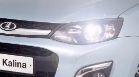 Замена лампы ближнего света на Ладе Калина 2