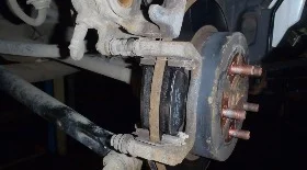 Замена задних тормозных колодок на Фрилендер 2