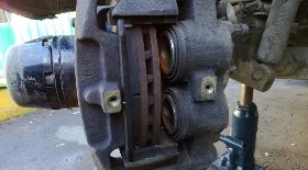 Замена передних колодок УАЗ Патриот