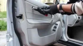 Снятие обшивки передней двери Мерседес W203