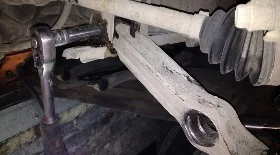 Замена переднего нижнего рычага Дэу Матиз