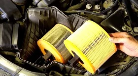 Замена воздушного фильтра на BMW E90 (N52/N53)